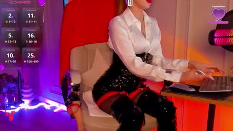 Annes online show from 12/05/25, 05:20