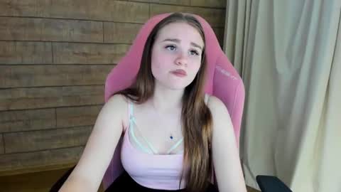 Snapshot of annetbennette chatting on 06/19/26, 07:23 AnnetBennette online show from 06/19/26, 07:23