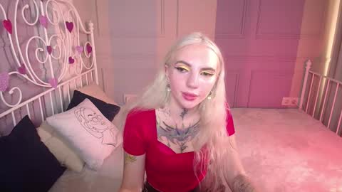 Snapshot of annetenet chatting on 02/12/25, 10:35 Annet online show from 02/12/25, 10:35