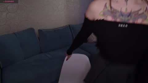 Snapshot of annetenet chatting on 11/09/25, 10:13 Annet online show from 11/09/25, 10:13