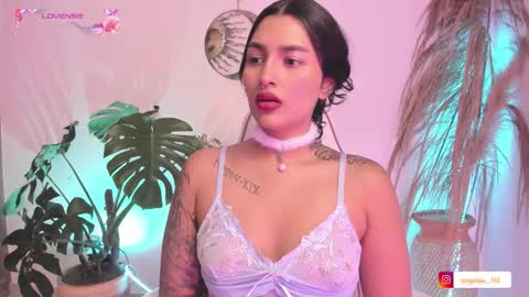 Angel online show from 09/20/25, 04:19