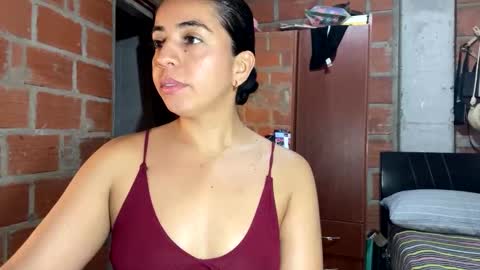 Snapshot of anngela01 chatting on 09/22/25, 09:39 anngela online show from 09/22/25, 09:39