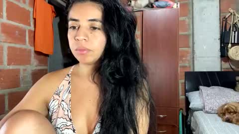 Snapshot of anngela01 chatting on 09/29/25, 11:09 anngela online show from 09/29/25, 11:09