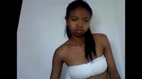 annica86 online show from 06/04/26, 08:37