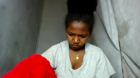 annick98 online show from 02/12/26, 08:42