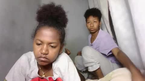 annick98 online show from 02/23/26, 09:17