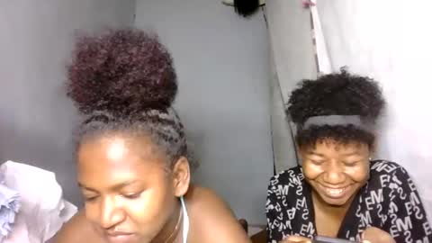 annick98 online show from 02/28/26, 05:58