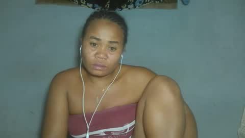 annick98 online show from 04/18/26, 08:31