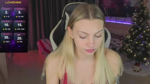 Annie online show from 12/30/24, 10:55