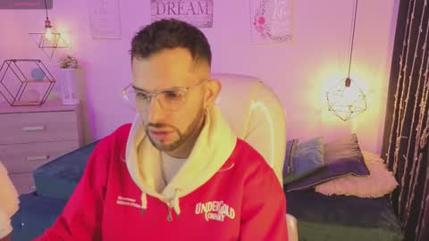 Annie And Ryan  online show from 02/01/26, 04:44