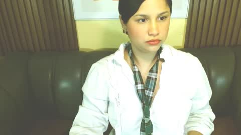 Annie  online show from 04/14/26, 05:41