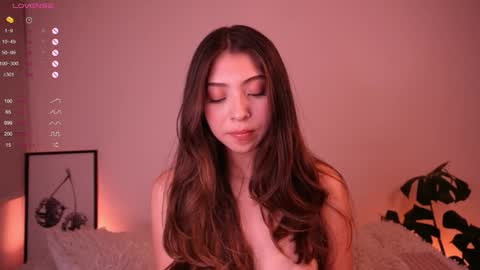 Snapshot of annie_evans24 chatting on 01/18/25, 12:46 Annie Evans online show from 01/18/25, 12:46