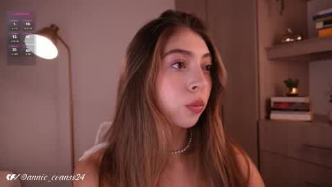 Annie Evans online show from 12/17/25, 11:22