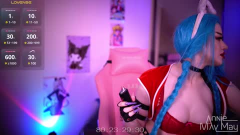 Annie May   online show from 12/21/24, 06:30