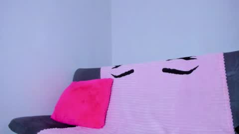 annie_rosse1017 online show from 01/13/26, 02:39