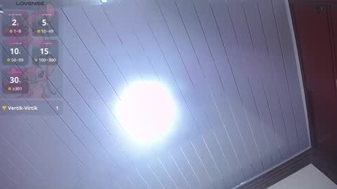 annie_scott_ online show from 09/08/25, 09:25