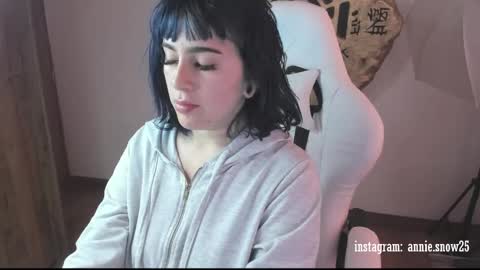 JEANNE no olvides seguirme dont forget follow me  uu online show from 02/19/25, 09:25