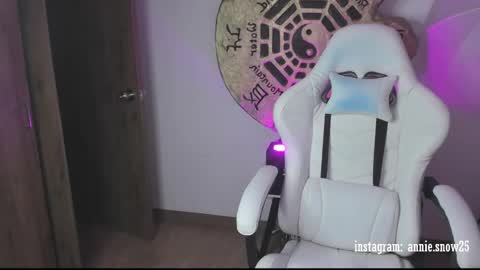 JEANNE no olvides seguirme dont forget follow me  uu online show from 02/22/25, 04:40