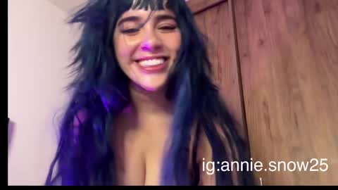 JEANNE no olvides seguirme dont forget follow me  uu online show from 03/11/25, 12:22