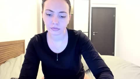 Annie online show from 11/15/25, 03:52