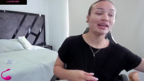 Annie and Stefan online show from 11/15/25, 03:30