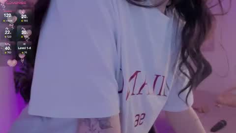 Snapshot of anniebrie chatting on 07/23/26, 06:11 Cassandra online show from 07/23/26, 06:11