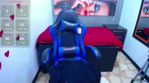 Anniee online show from 02/17/26, 12:45