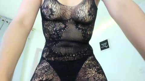 Annie  online show from 12/18/24, 03:58