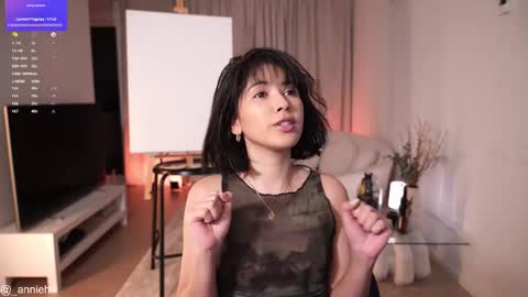 Snapshot of anniehillofficial_ chatting on 02/12/25, 09:11 anniehillofficial_ online show from 02/12/25, 09:11