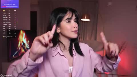 Snapshot of anniehillofficial_ chatting on 11/07/25, 09:15 anniehillofficial_ online show from 11/07/25, 09:15