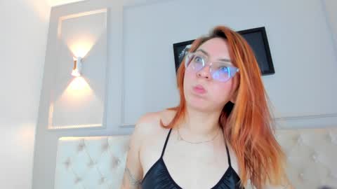 Annie online show from 12/23/24, 04:39
