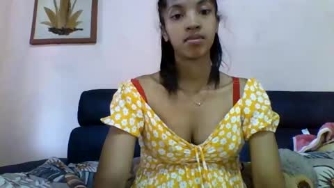 anniesexy1 online show from 12/04/25, 10:02
