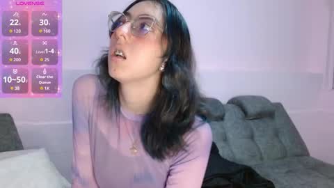 Annie Sparkle online show from 10/31/25, 02:23