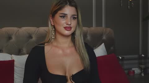 AnnieStyles online show from 03/11/25, 10:07