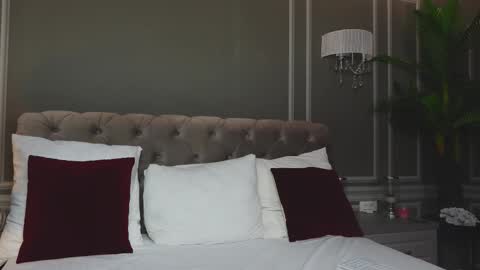 AnnieStyles online show from 11/23/25, 04:34