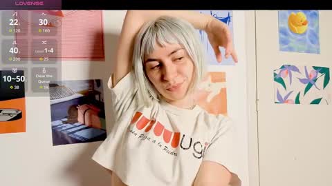 annietinky online show from 10/22/25, 11:04