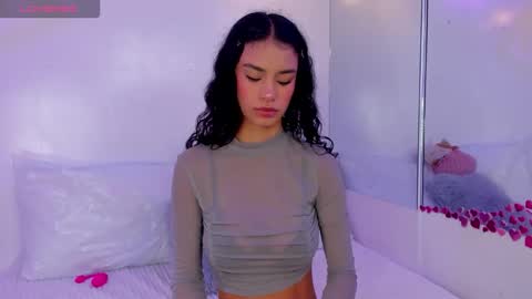 Annie Evans  online show from 03/17/26, 04:32