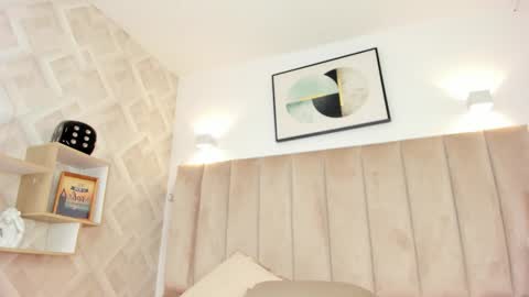 Snapshot of anniie_queen chatting on 02/03/26, 03:04 Annie Queen online show from 02/03/26, 03:04