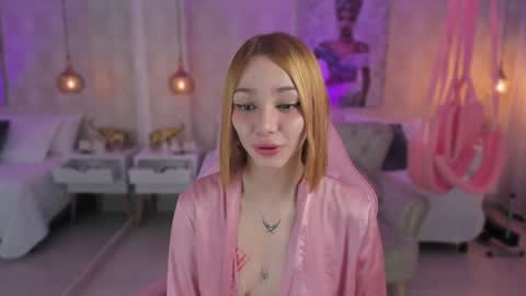 VIVIANNA online show from 12/30/24, 07:15