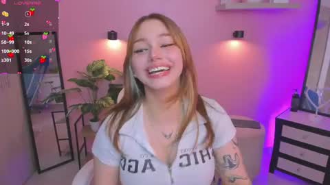Snapshot of anniita_ chatting on 07/08/26, 02:49 VIVIANNA online show from 07/08/26, 02:49