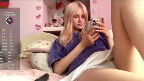 Snapshot of annrosy chatting on 07/04/26, 11:38 Hello my name is Kate online show from 07/04/26, 11:38