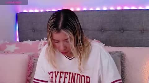 Antonella Lee online show from 01/14/26, 06:13