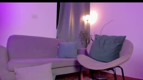 Snapshot of anntoniawood chatting on 05/15/26, 11:23 Anntonia Woods online show from 05/15/26, 11:23