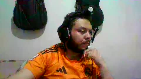 lion kennedy independent model moderator online show from 09/27/25, 02:16