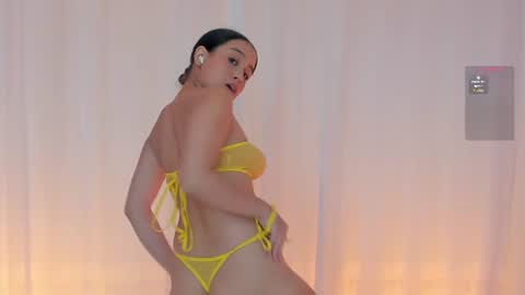 Snapshot of anny_jones77 chatting on 06/24/26, 02:21 Anny online show from 06/24/26, 02:21