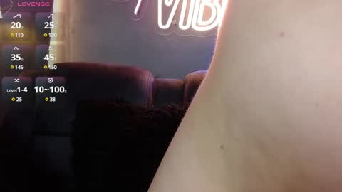 anny_loves online show from 01/10/25, 12:17