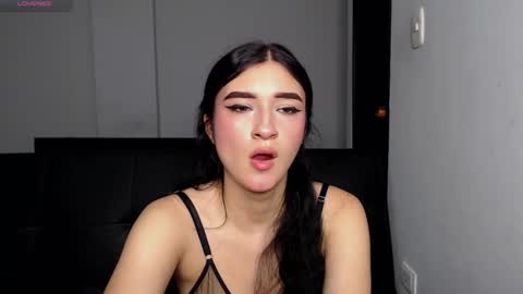 Snapshot of anny_naf chatting on 02/22/25, 04:29 Anny online show from 02/22/25, 04:29