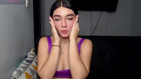 Snapshot of anny_naf chatting on 09/25/25, 03:27 Anny online show from 09/25/25, 03:27