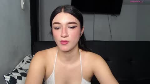 Snapshot of anny_naf chatting on 10/06/25, 02:03 Anny online show from 10/06/25, 02:03