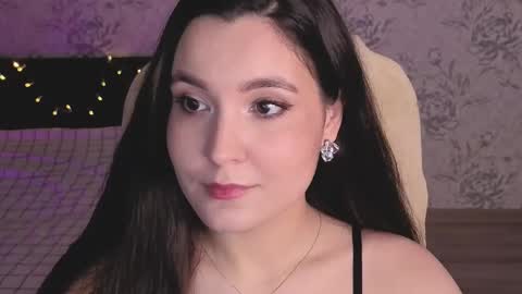 Annie online show from 03/13/26, 08:04